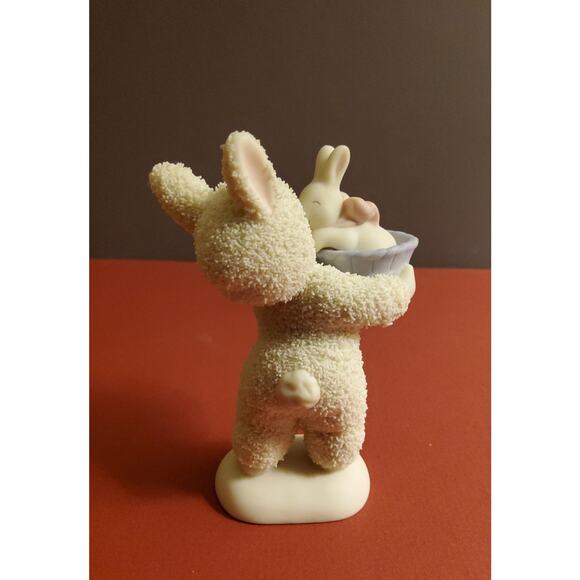 Snowbunnies "Basket of Love" figurine - Picture 3 of 4